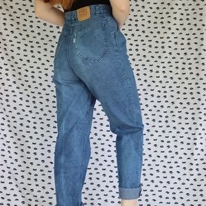 Super Rare White Tab Levi’s